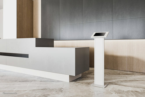 Neomounts FL15-750WH1 Tablet vloerstandaard 9.7-11" - vergrendelbaar, 27,9 cm (11"), 24,6 cm (9.7"), Wit, Staal, Vloer, Drukvergrendeling