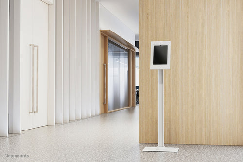 Neomounts FL15-650WH1 Tablet vloerstandaard 9.7-11" - vergrendelbaar, 27,9 cm (11"), 24,6 cm (9.7"), Wit, Staal, 0 - 75Â°, 90Â°